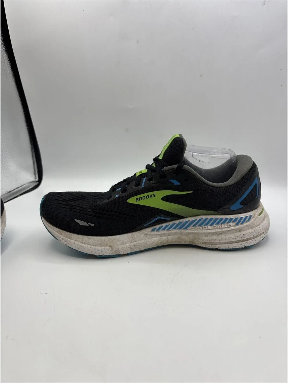 Brooks Adrenaline 23 Shoes Black Green Running Sneakers Athletic Size 9.5